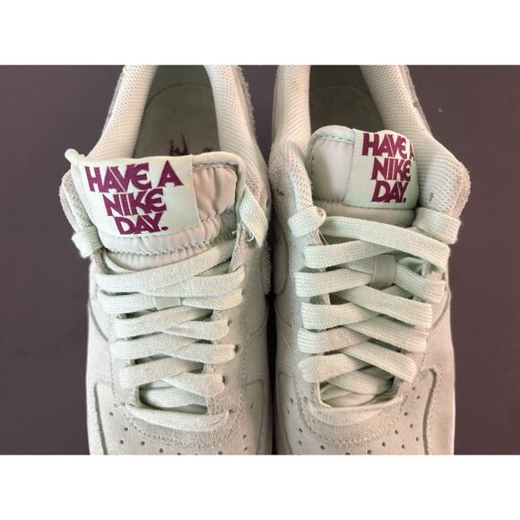 Nike Air Force 1 Have A Nike Day Sneakers Frosted Spruce 2018 Men’s Size 9.5 main image 15